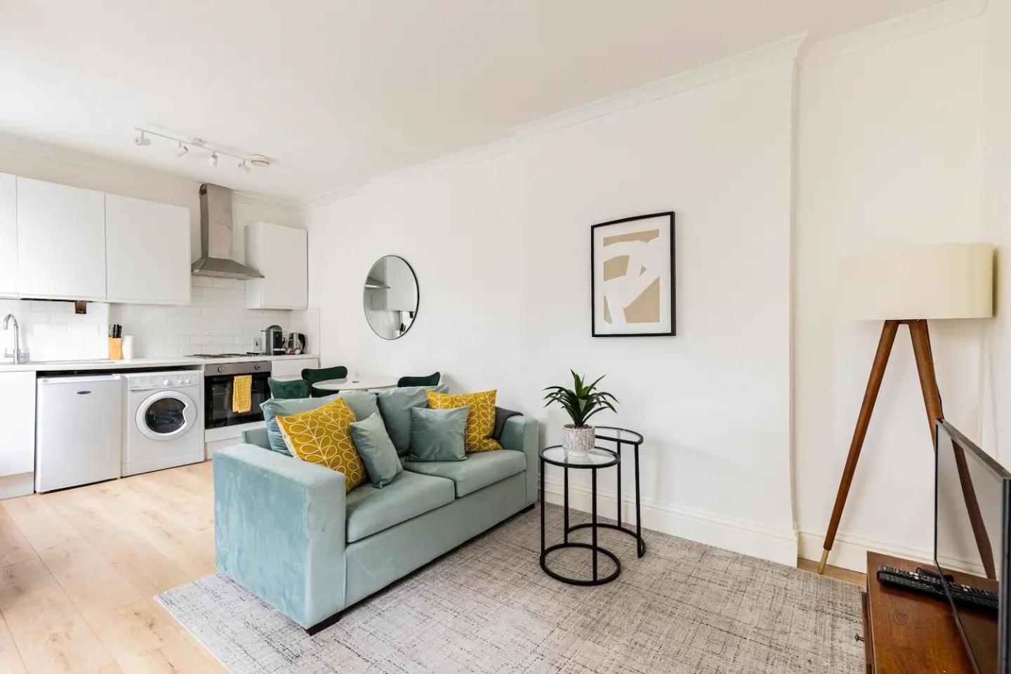 Stylish One Bedroom Apartment In Greater London Exterior foto
